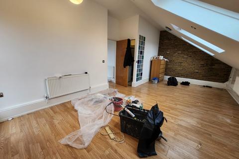 Studio to rent, Spacious Studio @ Olive Grove, Harringay, N15