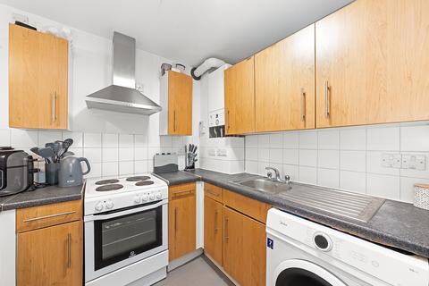 3 bedroom flat for sale, , Deptford, SE8