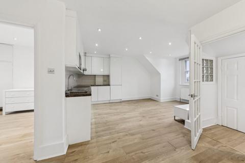 2 bedroom flat to rent, Hemstal Road, London NW6