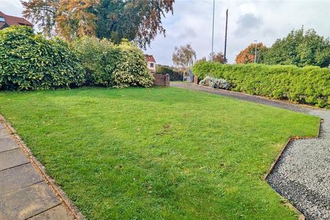 2 bedroom flat for sale, Offington Lane, Offington, Worthing, West Sussex, BN14