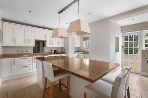 Bevere Manor West Bevere Green, Bevere, Worcester, WR3 7RG