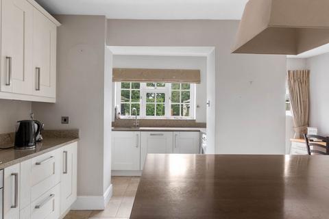 Bevere Manor West Bevere Green, Bevere, Worcester, WR3 7RG