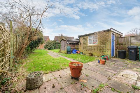 3 bedroom semi-detached house for sale, Reeve Road, Surrey RH2