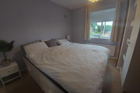 12 Branton Close, Luton, LU2 9TY