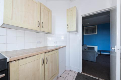 undefined, Hilltown, Dundee DD3