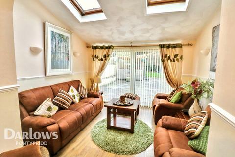 Sharon Cardiff Road, Hawthorn, Pontypridd, CF37 5BB