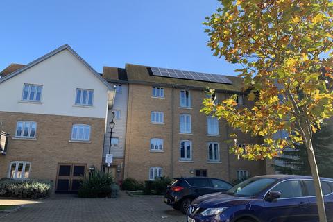 1 bedroom apartment for sale, Runcie Court, New Mossford Way, Ilford, Essex, IG6