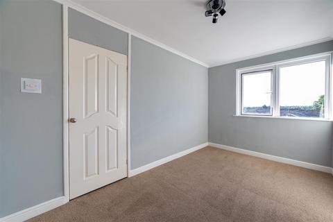 2 bedroom flat for sale, Haydon Close, Newcastle upon Tyne NE3