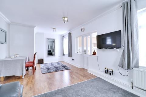 63 Askwith Road, Rainham, RM13 8EL