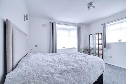 63 Askwith Road, Rainham, RM13 8EL