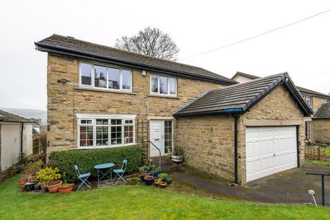 4 bedroom detached house for sale, Aireville Close, Utley, Keighley, BD20