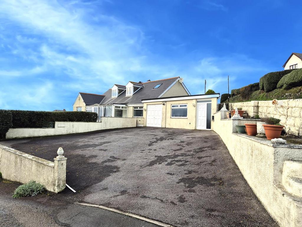 Rock Spray blue sky.jpg