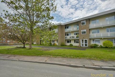 2 bedroom ground floor flat for sale, Collington Lane East, Bexhill-on-Sea, TN39