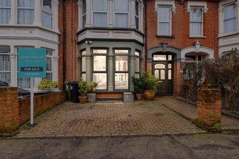 6 Boscombe Road, Southend-on-sea, SS2 5JD