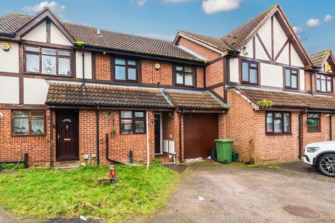 21 Regents Close, Hayes, UB4 8JY
