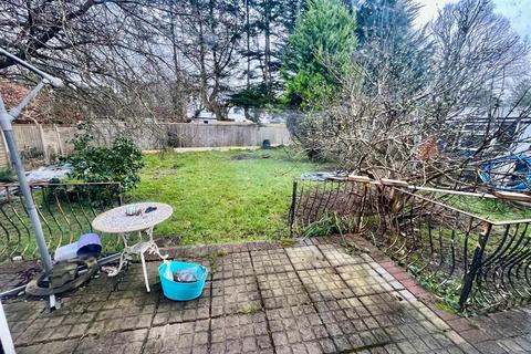 5 bedroom detached house for sale, Ringwood Road, Ferndown