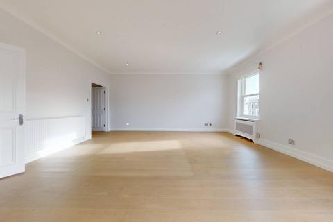 3 bedroom flat to rent, Elvaston Place, SW7