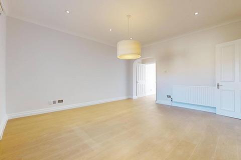 3 bedroom flat to rent, Elvaston Place, SW7