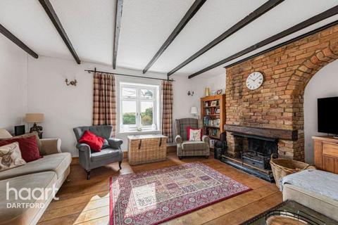 3 bedroom semi-detached house for sale, Eynsford Road, Swanley