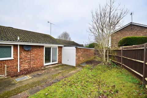 3 bedroom detached bungalow for sale, Grasmere Way, Linslade, LU7 2QB