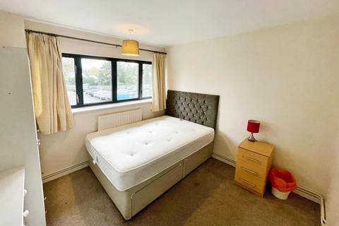 2 bedroom apartment to rent, Tiddington Road, Stratford-Upon-Avon