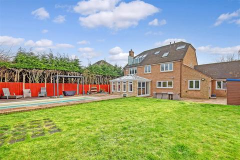 6 bedroom detached house for sale, The Granary, Roydon