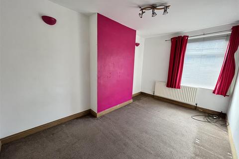 44 Brougham Road, Marsden, Huddersfield, HD7 6BJ