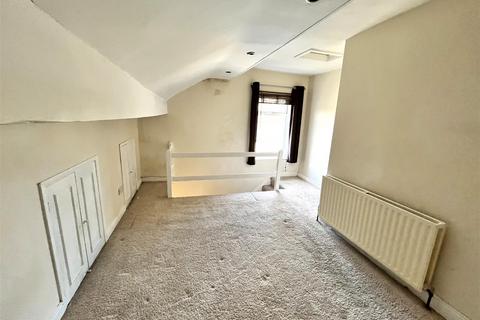 44 Brougham Road, Marsden, Huddersfield, HD7 6BJ