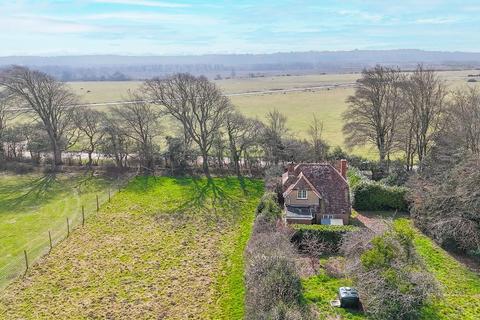Beachern Wood Aldridge Hill, Brockenhurst, SO42 7QD