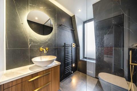 44 Wilna Road, London, SW18 3BA