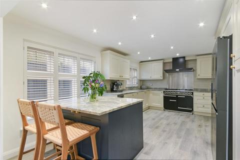 4 bedroom end of terrace house for sale, Water Mead, Chipstead, Coulsdon