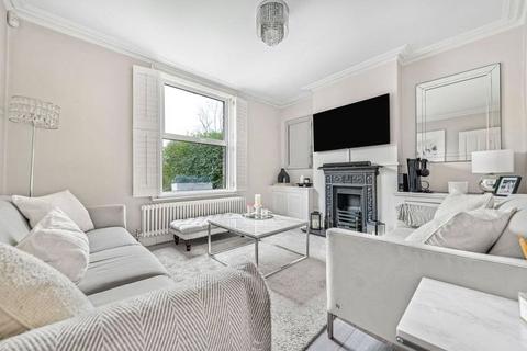 2 bedroom end of terrace house for sale, Aylesbury Road, Bromley, BR2