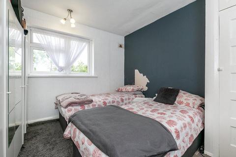 13 Brockman Rise, Bromley, BR1 5RA