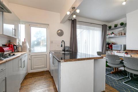 13 Brockman Rise, Bromley, BR1 5RA