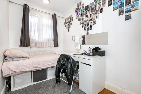 13 Brockman Rise, Bromley, BR1 5RA