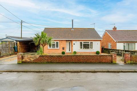 2 bedroom detached bungalow for sale, Handel Drive, Dereham