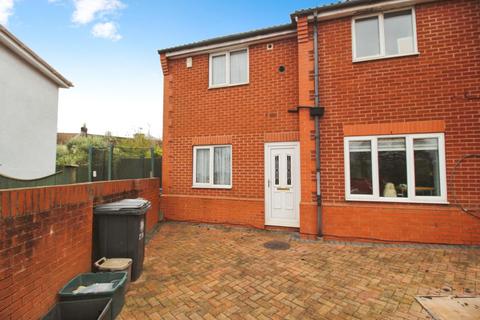 1 bedroom semi-detached house to rent, Bridgwater Road, Bristol BS13