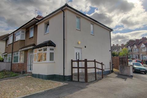 2 bedroom terraced house to rent, Wootton Road, Bristol BS4