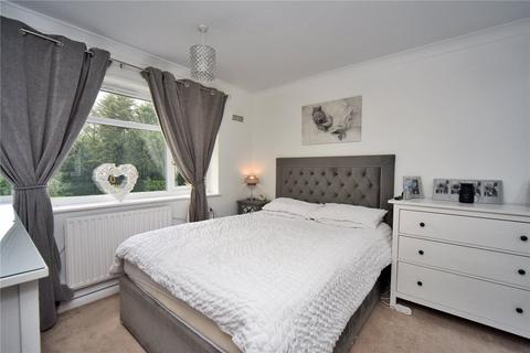 2 bedroom ground floor flat for sale, Home Farm Close, Tadworth, Surrey, KT20