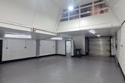 Workshop & retail space to rent, Haynes Road, Leicester LE5