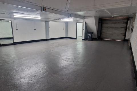 Workshop & retail space to rent, Haynes Road, Leicester LE5