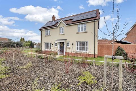 4 bedroom detached house for sale, Wilbur Close, Bury St. Edmunds