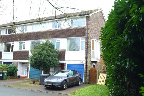 4 bedroom end of terrace house for sale, Pymers Mead, London, SE21