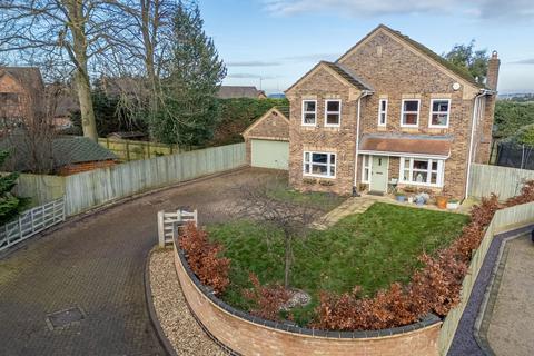 4 bedroom detached house for sale, Beech Grove, Rushden NN10