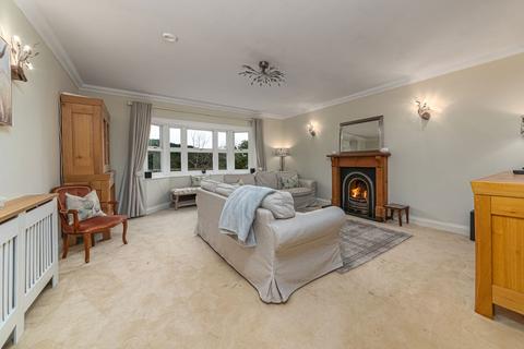 4 Beech Grove, Rushden, NN10 6EJ