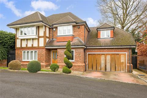 4 bedroom detached house for sale, Atkinson Close, Bushey, Hertfordshire, WD23