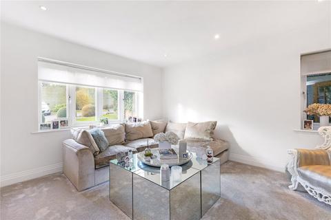 4 bedroom detached house for sale, Atkinson Close, Bushey, Hertfordshire, WD23