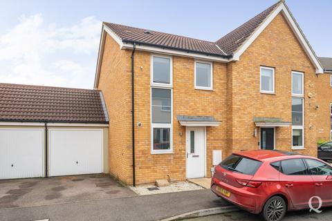 2 bedroom semi-detached house for sale, Spinel Close, Sittingbourne, Kent, ME10