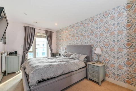 1 bedroom flat for sale, Camden Road, Holloway, London, N7