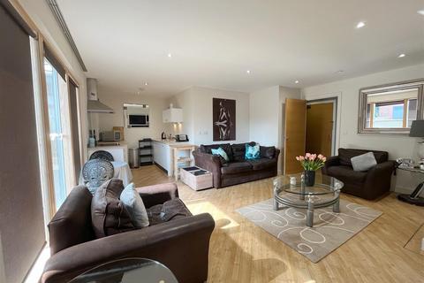 2 bedroom apartment to rent, 14 Waterfront Walk, Birmingham